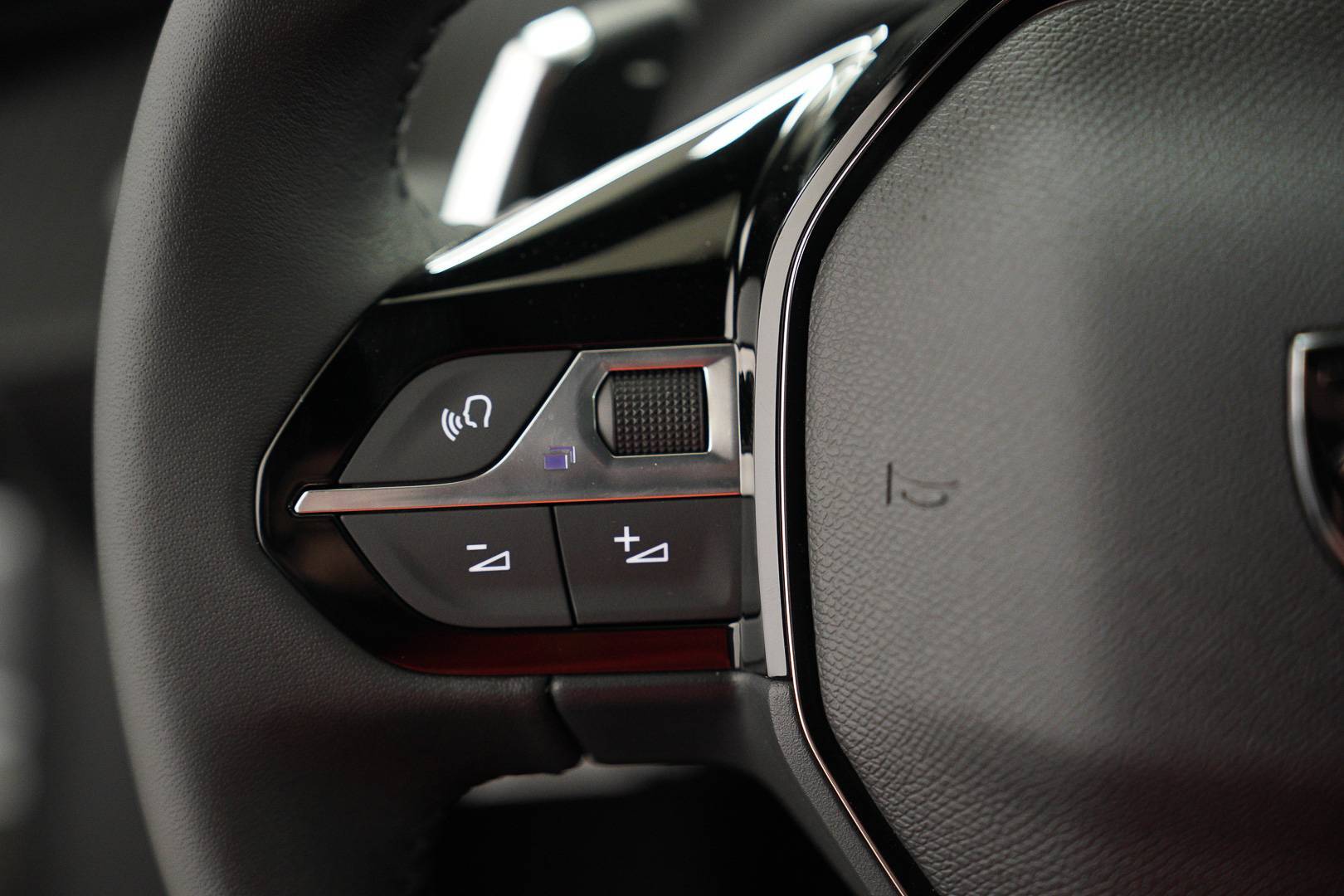 PEUGEOT 2008 - Foto 11