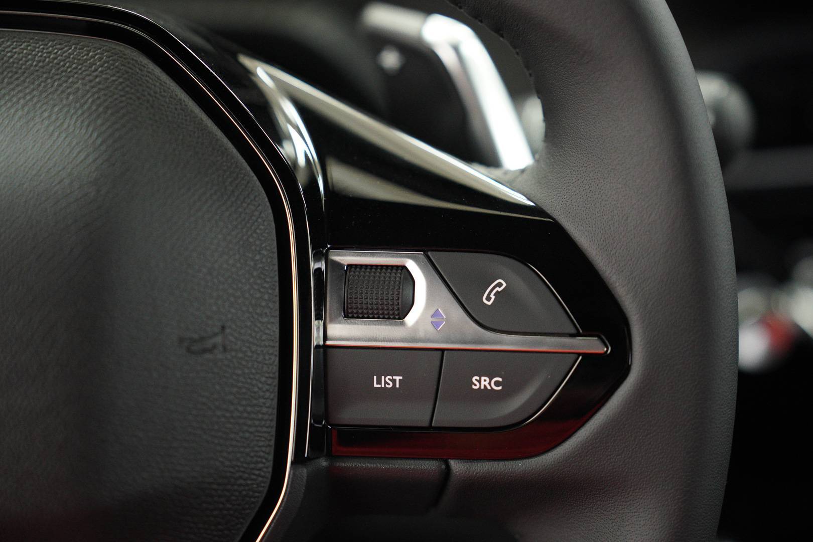 PEUGEOT 2008 - Foto 12