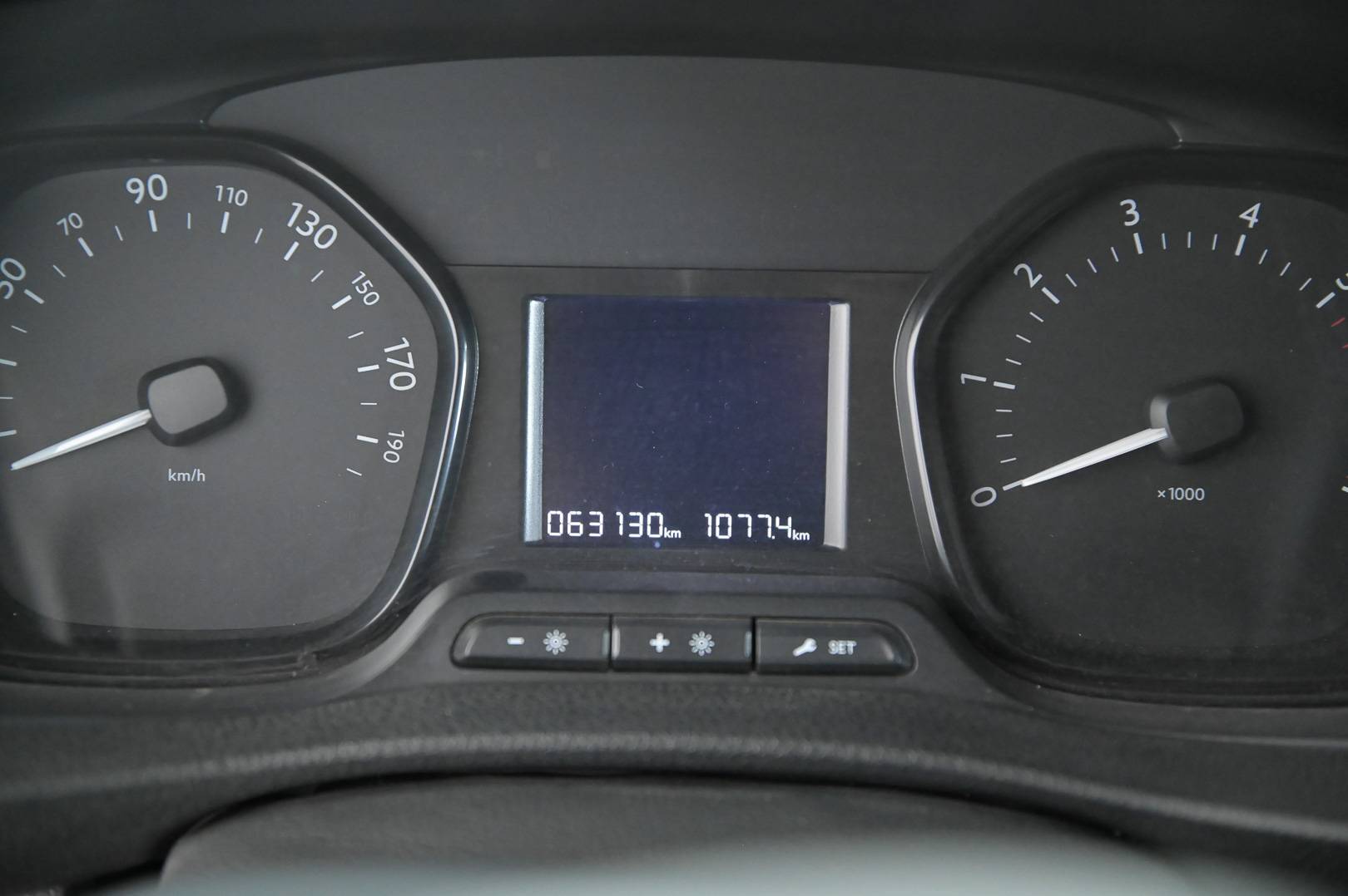 PEUGEOT Expert - Foto 13