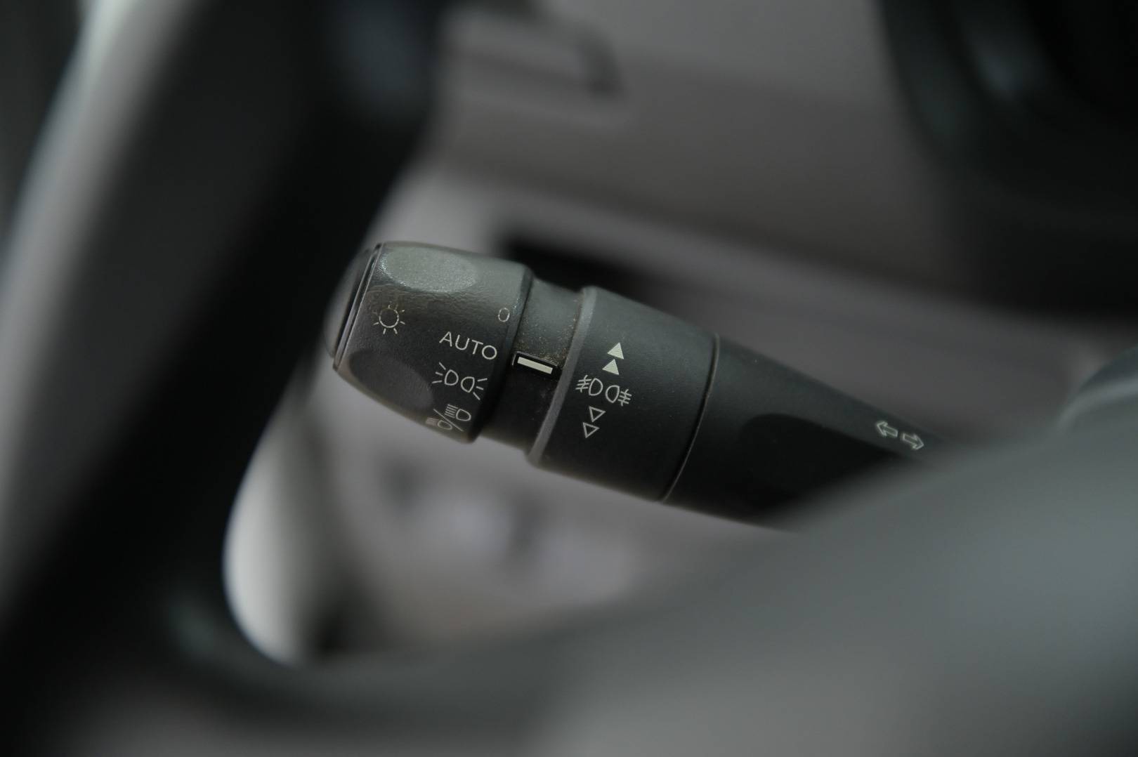 PEUGEOT Expert - Foto 17