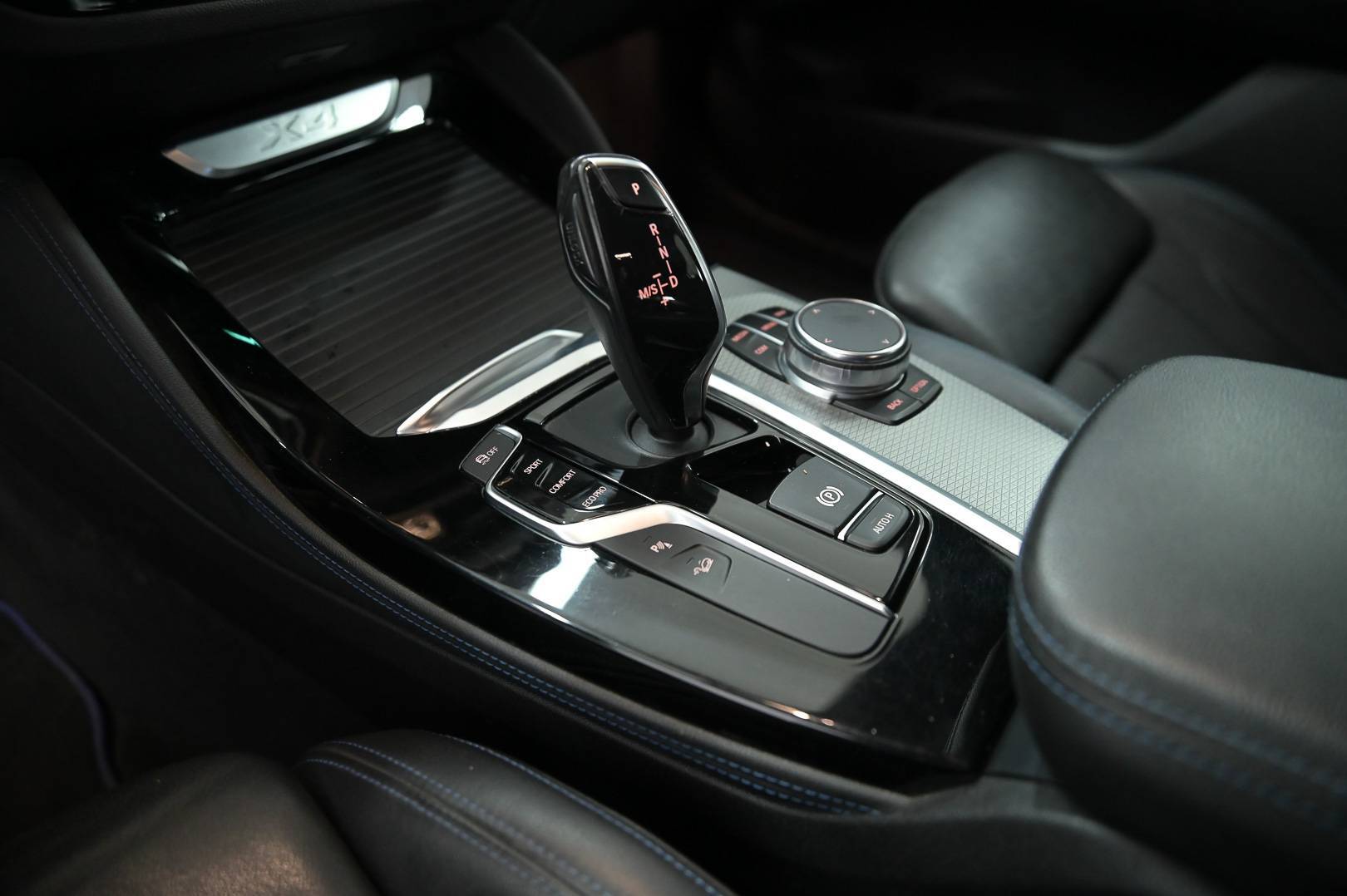 BMW X4 - Foto 15