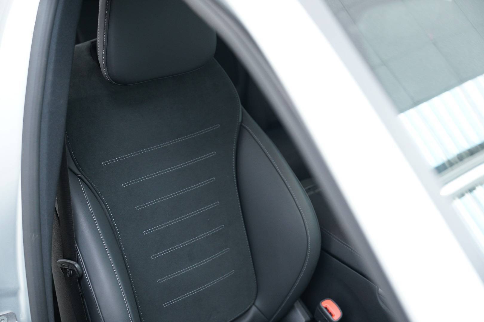 MERCEDES Classe C - Foto 22