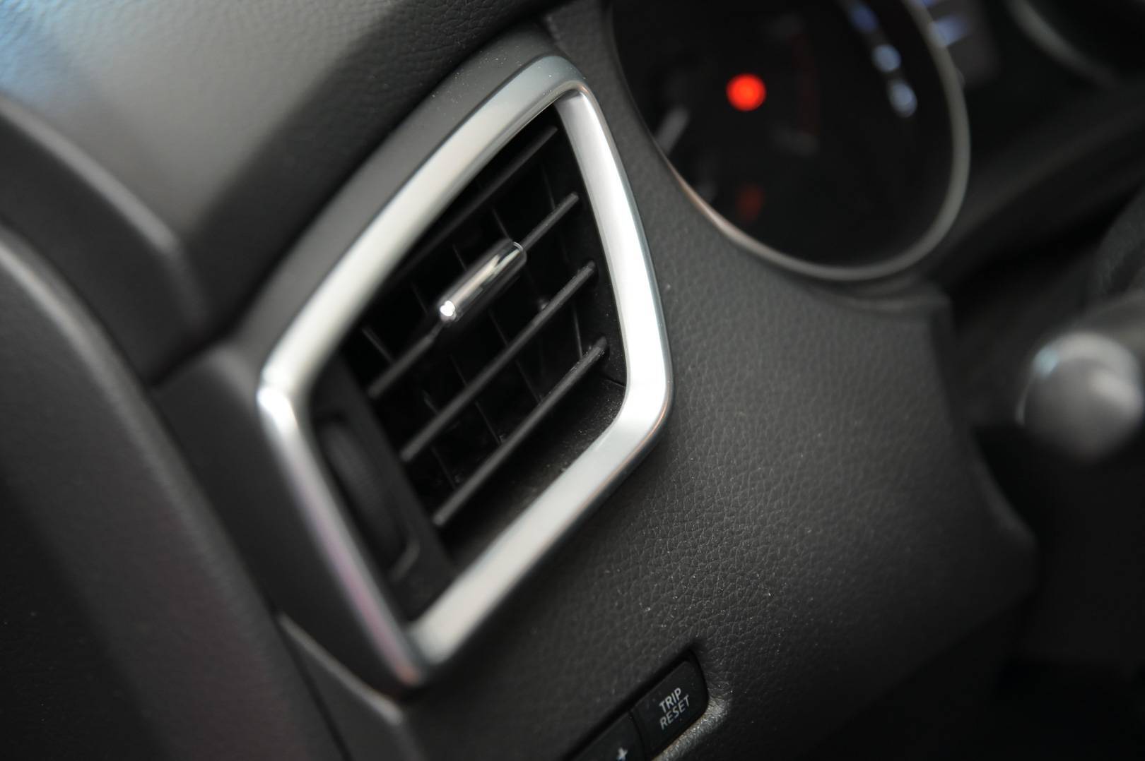 NISSAN Qashqai - Foto 11