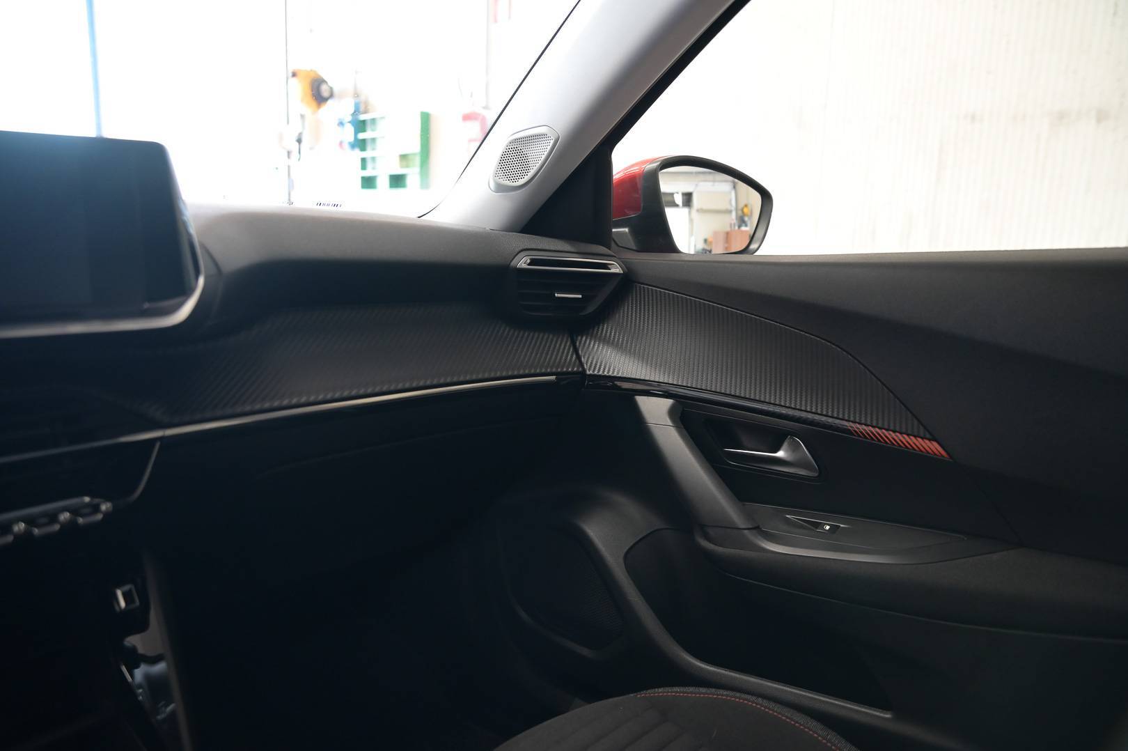 PEUGEOT 2008 - Foto 13