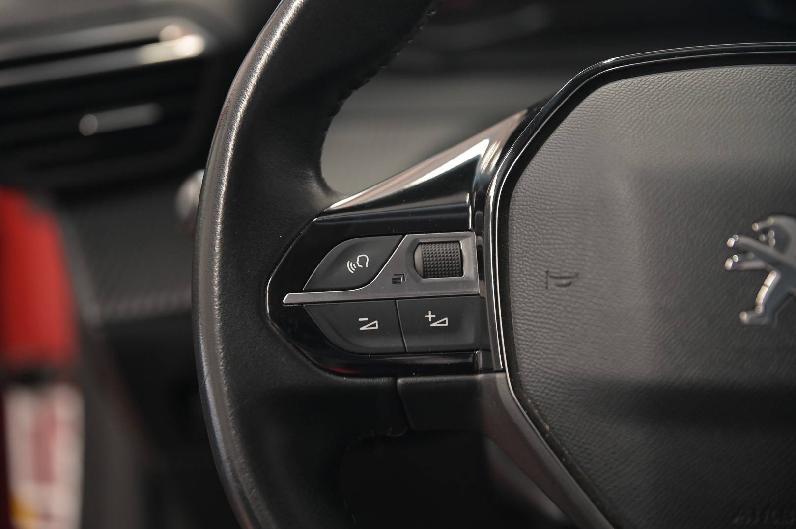 PEUGEOT 2008 - Foto 16