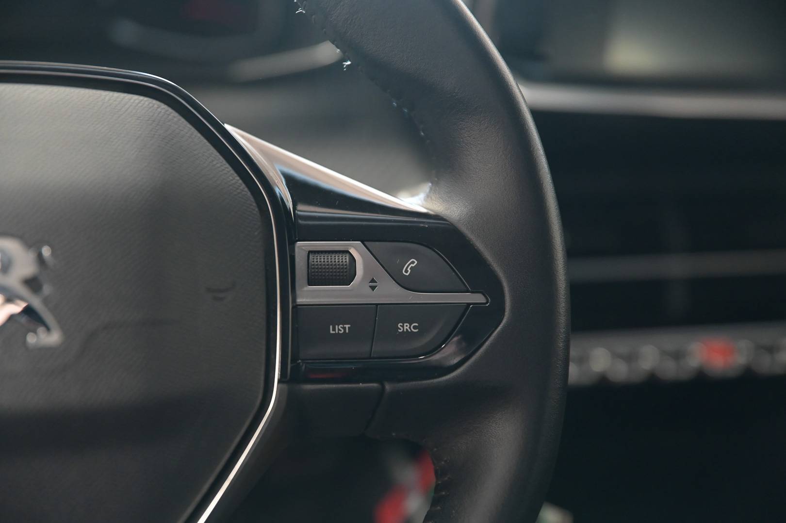 PEUGEOT 2008 - Foto 17
