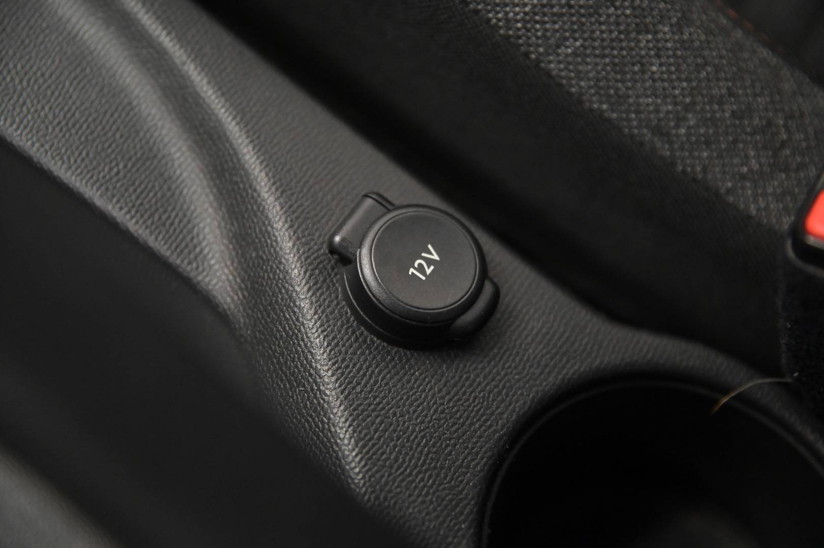 PEUGEOT 2008 - Foto 22