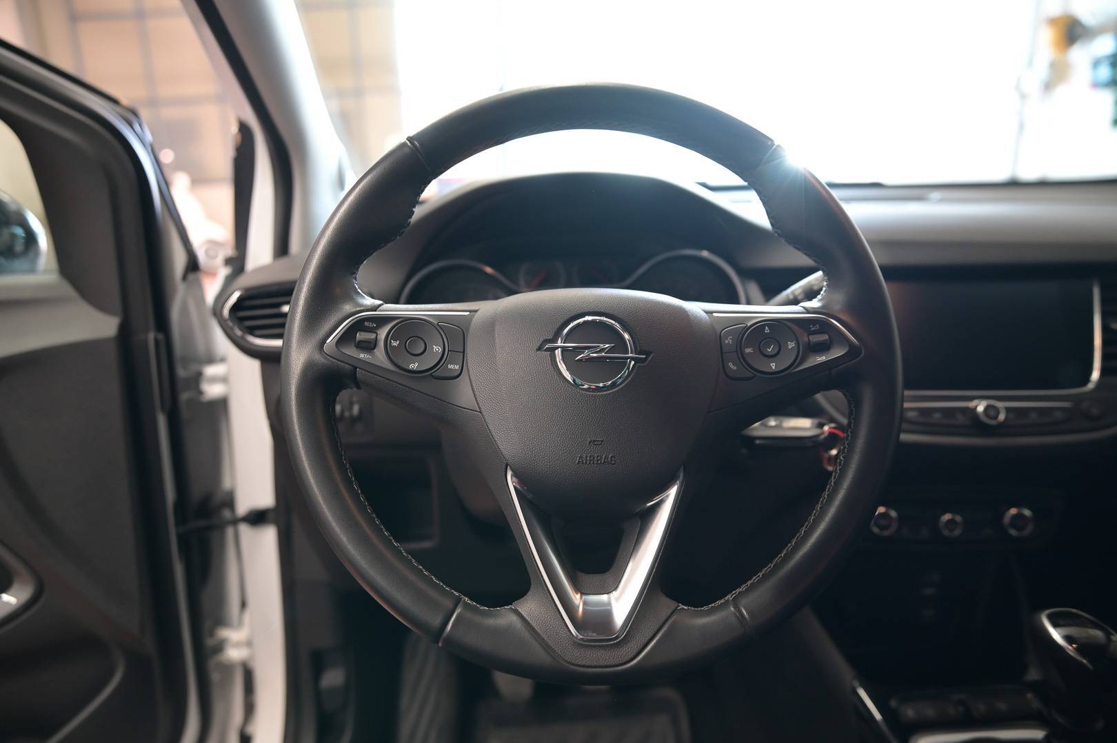 OPEL Crossland - Foto 16