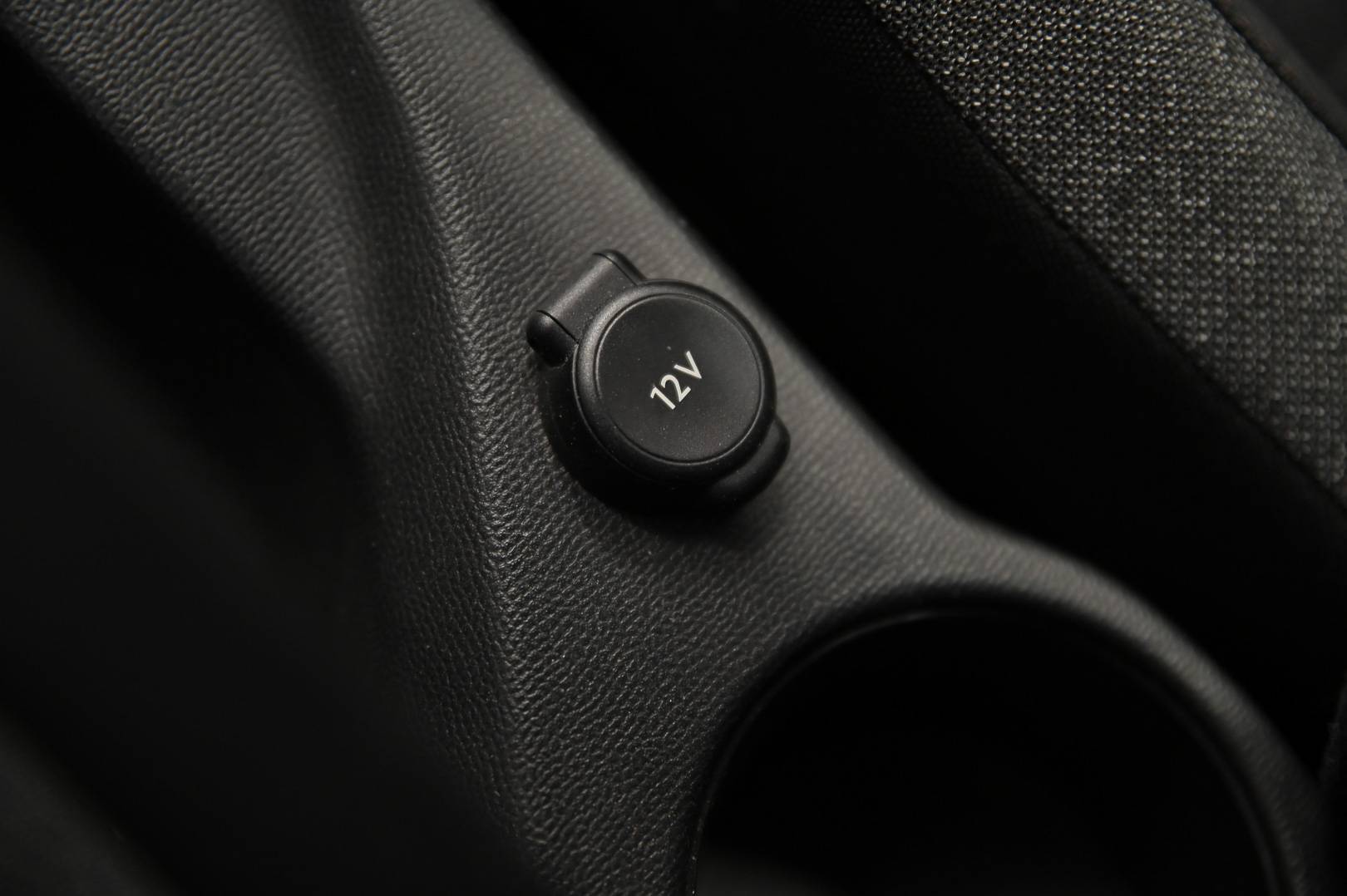 PEUGEOT 2008 - Foto 23