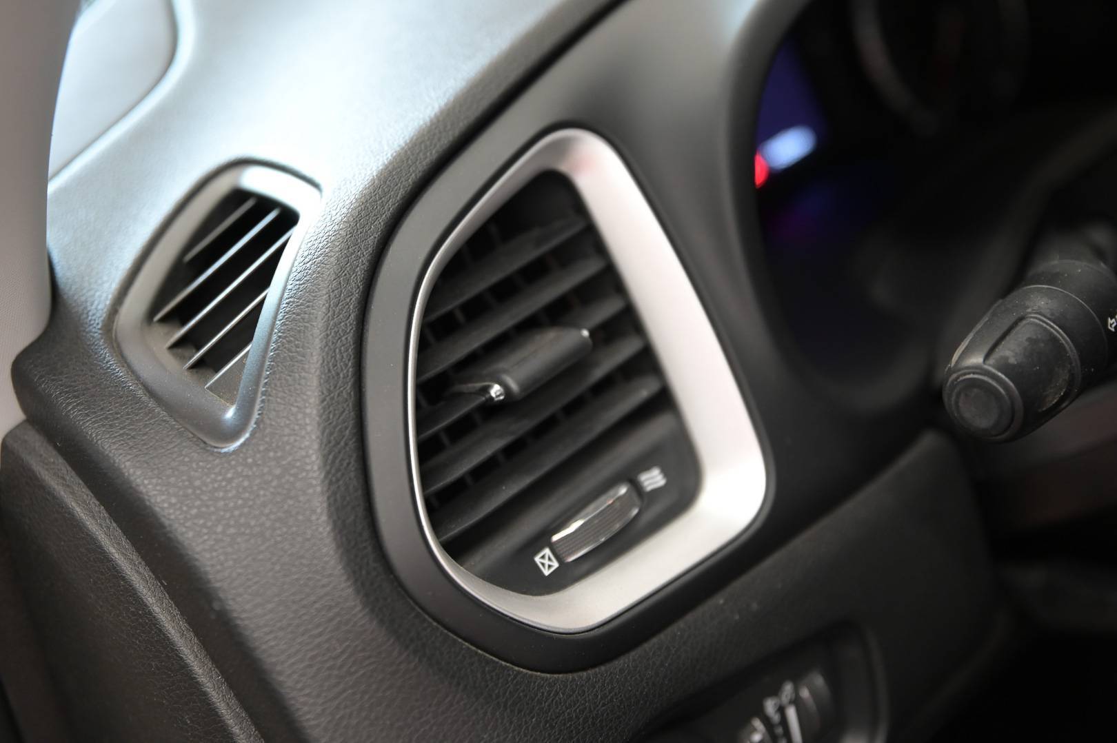 JEEP Renegade - Foto 11