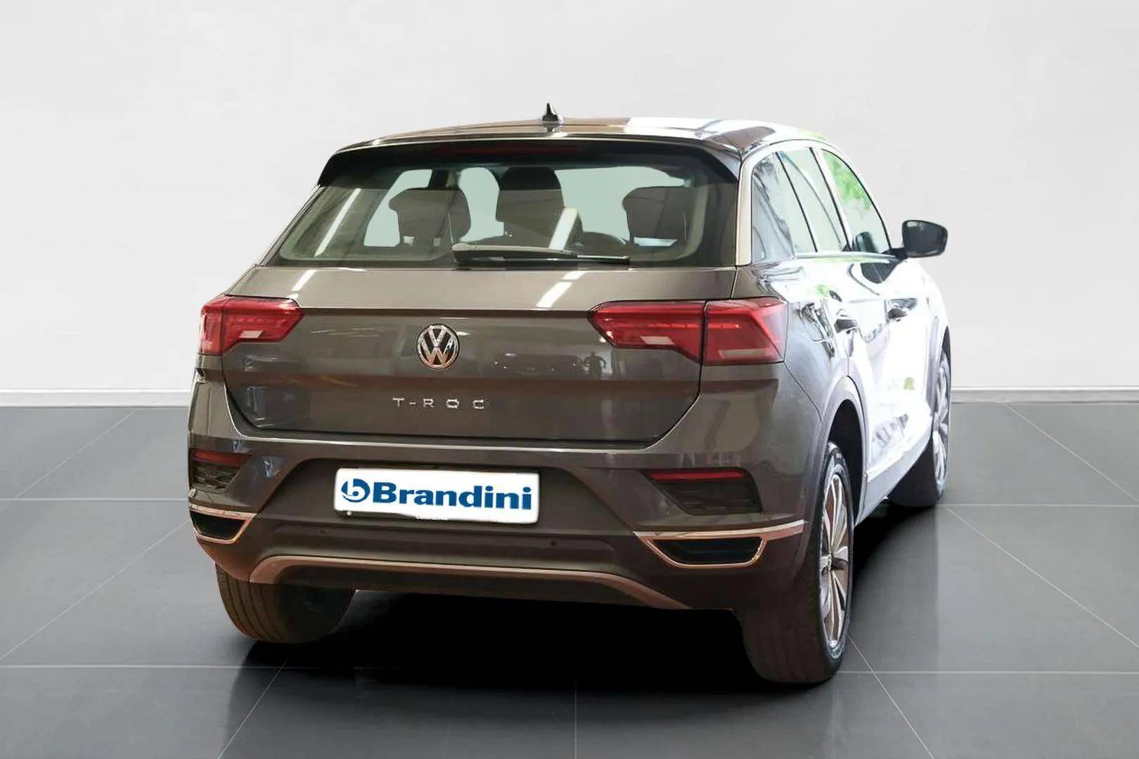 VOLKSWAGEN T-Roc - Foto 4