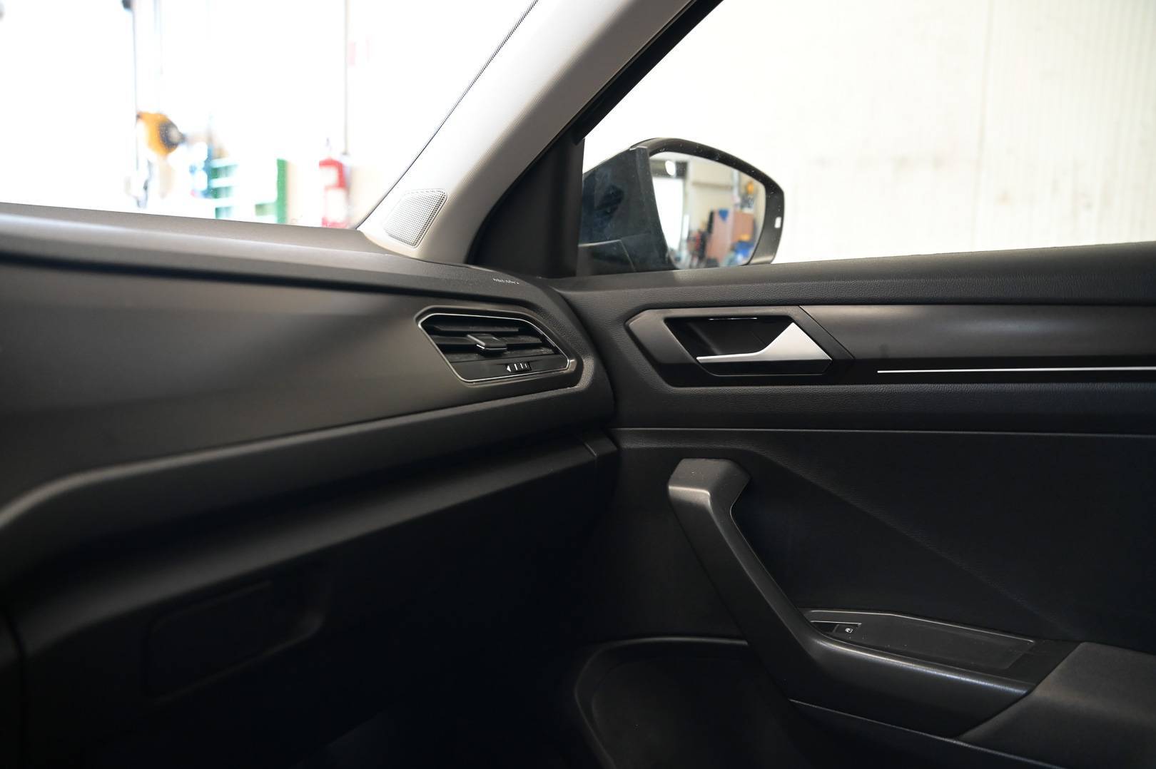 VOLKSWAGEN T-Roc - Foto 14