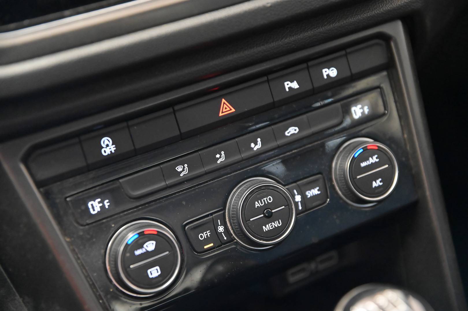 VOLKSWAGEN T-Roc - Foto 21