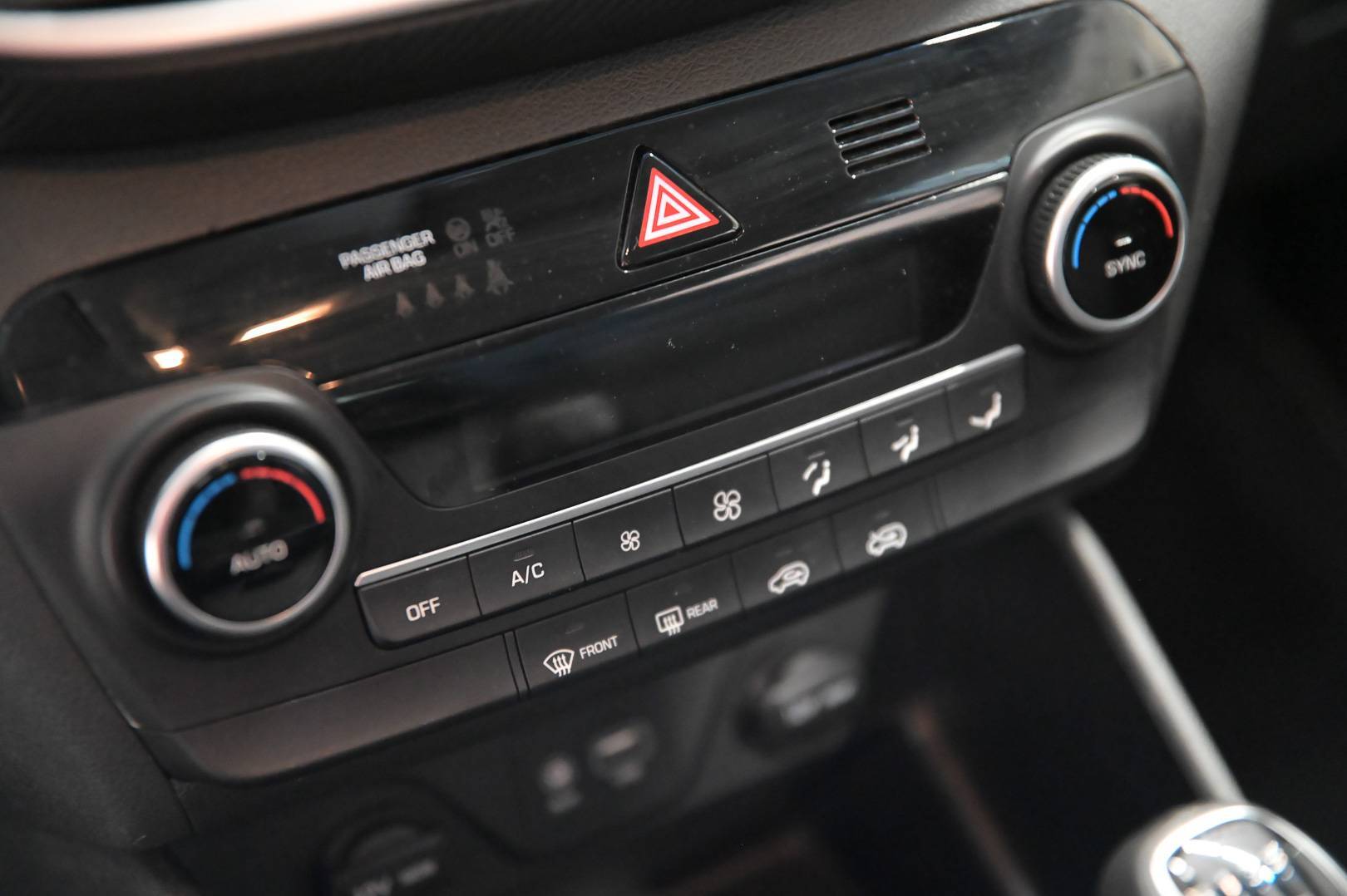HYUNDAI Tucson - Foto 18