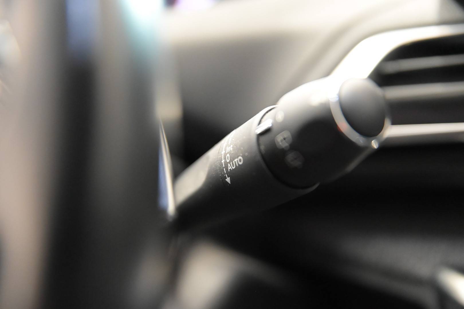PEUGEOT 3008 - Foto 20