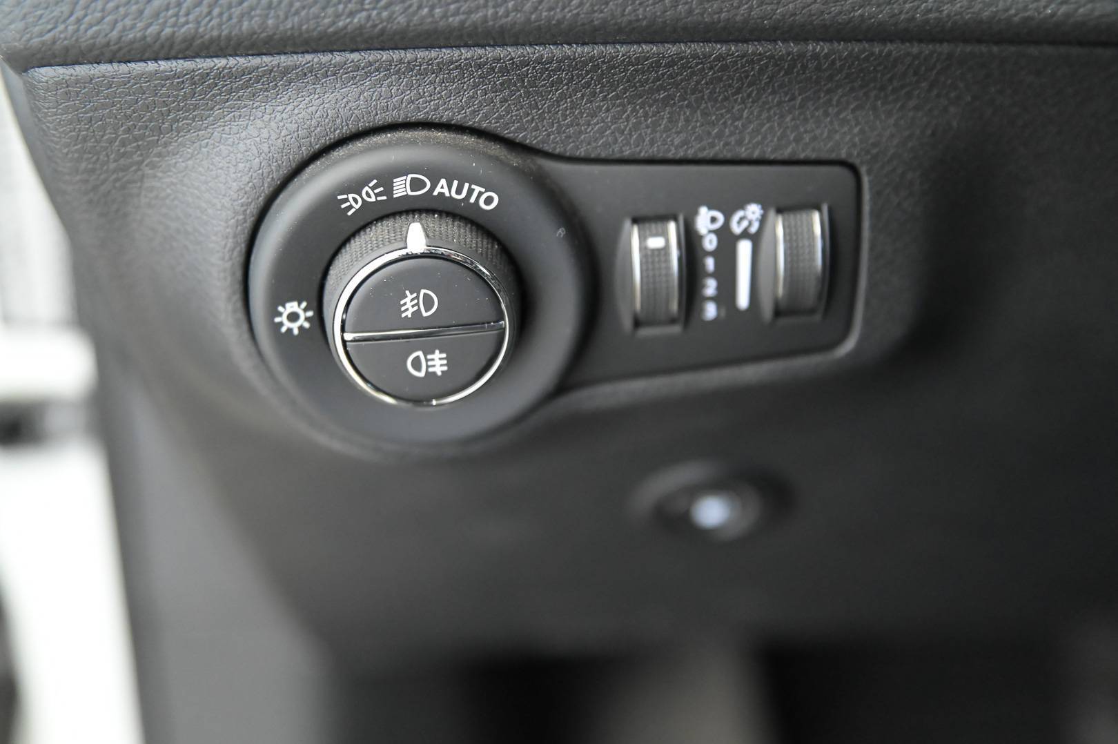 JEEP Compass - Foto 13