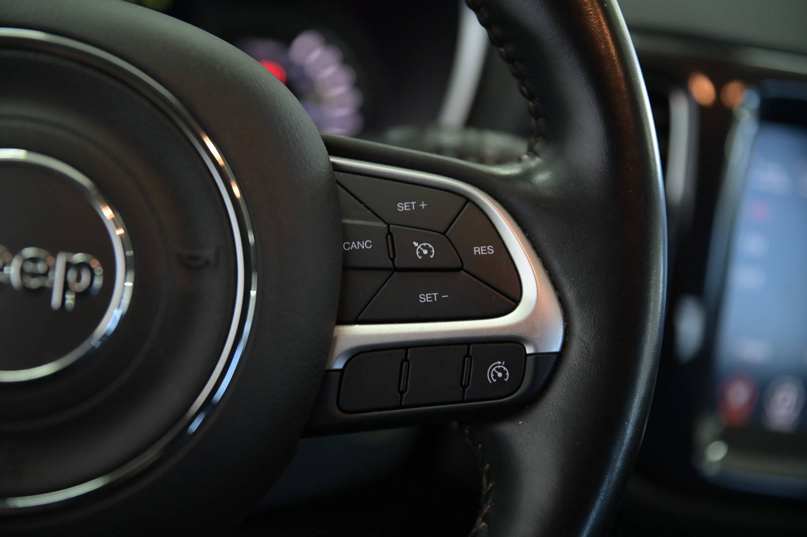 JEEP Compass - Foto 21