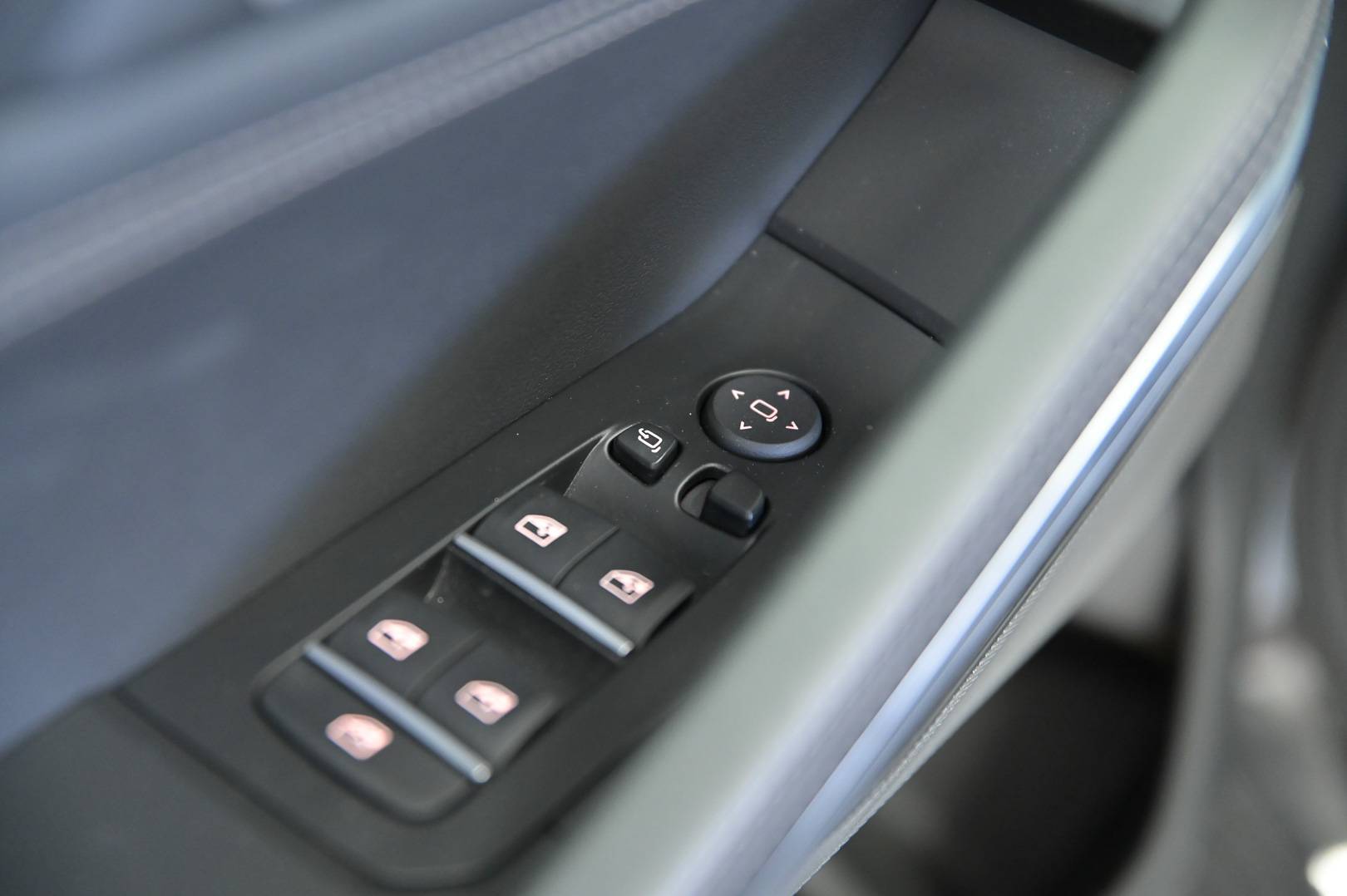 BMW X6 - Foto 12
