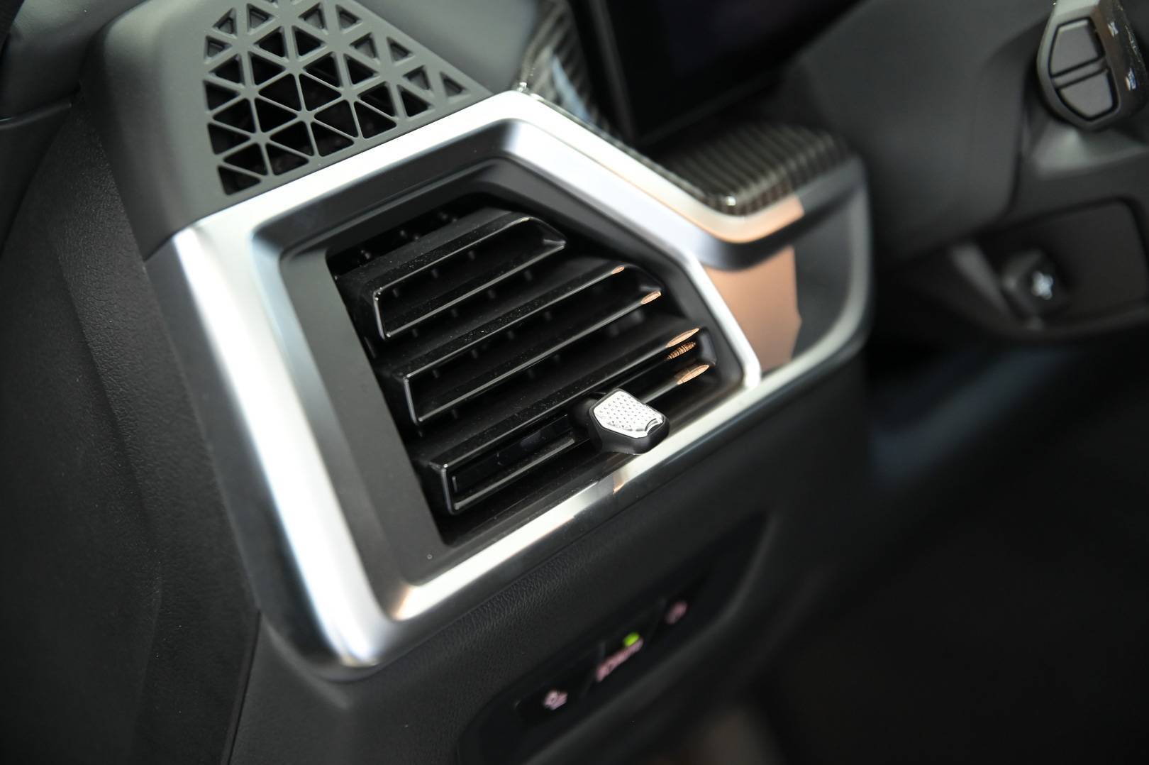 BMW X6 - Foto 13