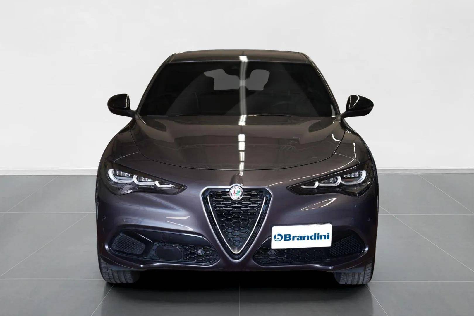 ALFA ROMEO Stelvio - Foto 2