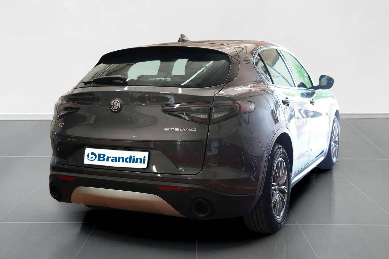 ALFA ROMEO Stelvio - Foto 7