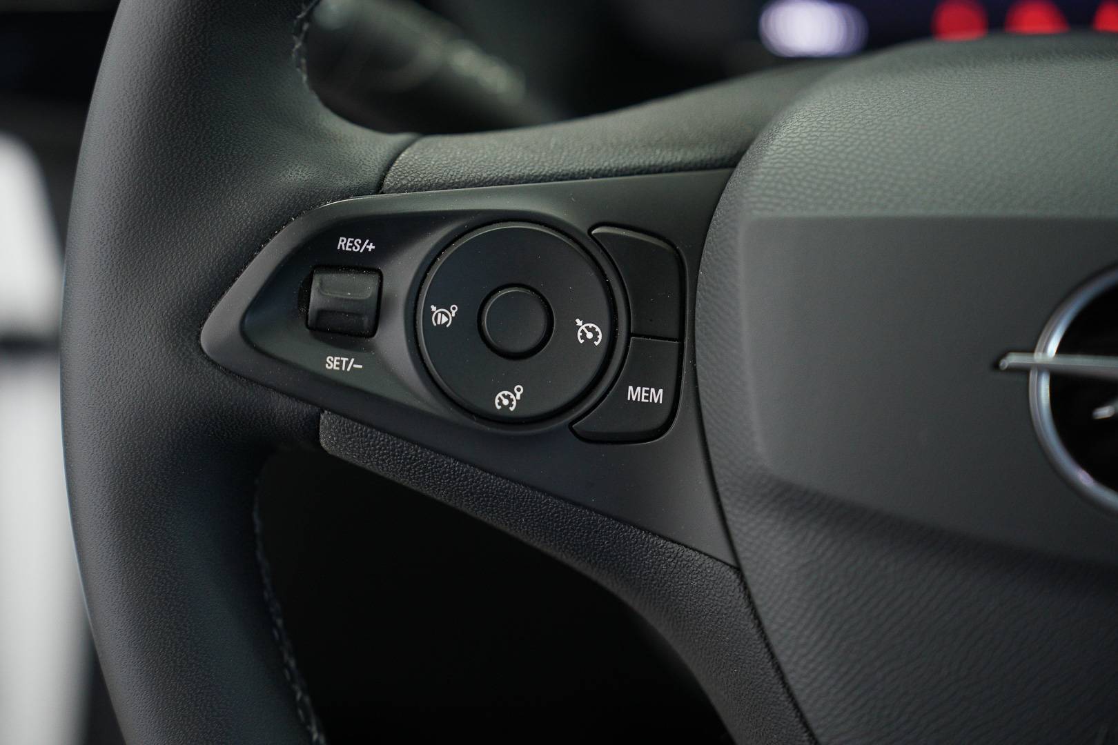 OPEL Corsa - Foto 12
