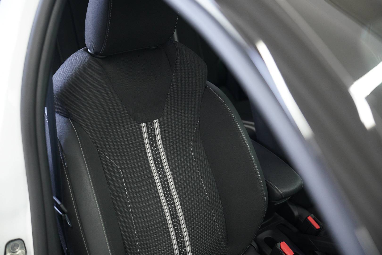 OPEL Corsa - Foto 22