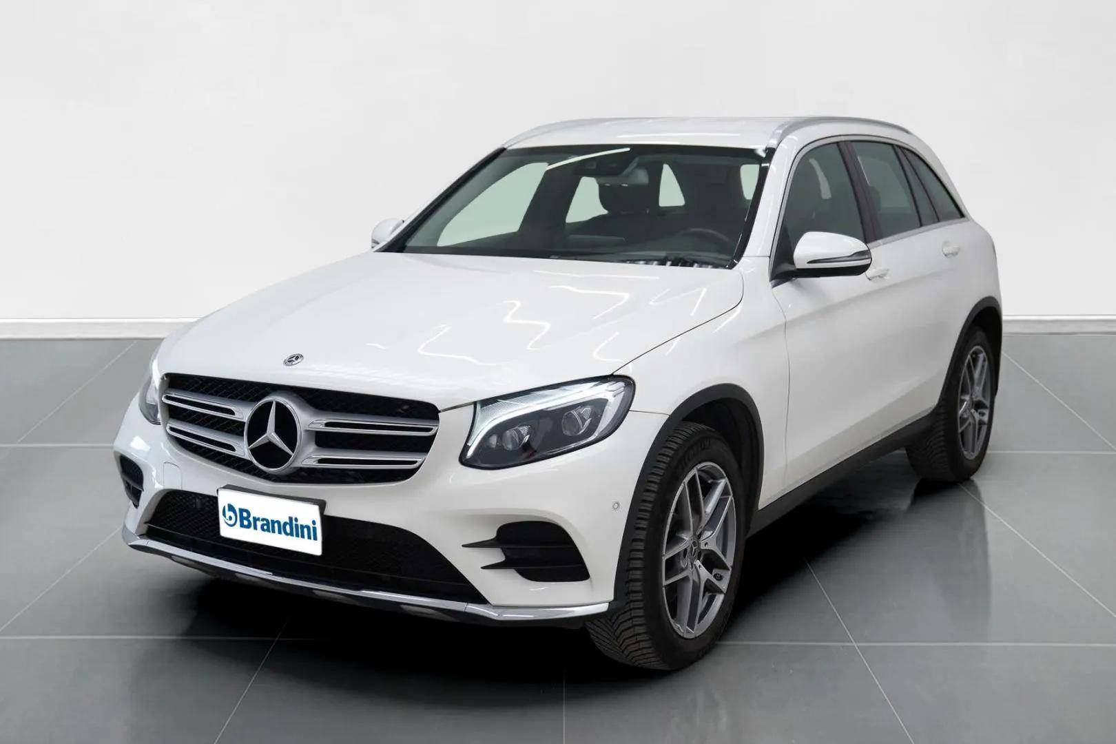 MERCEDES GLA - Foto 1