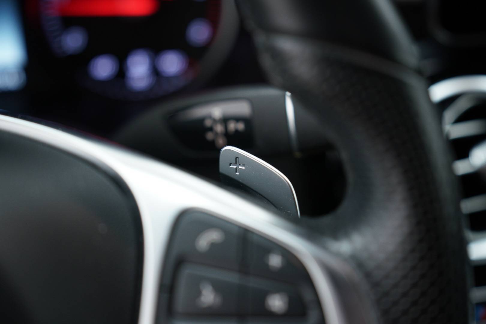 MERCEDES GLA - Foto 14