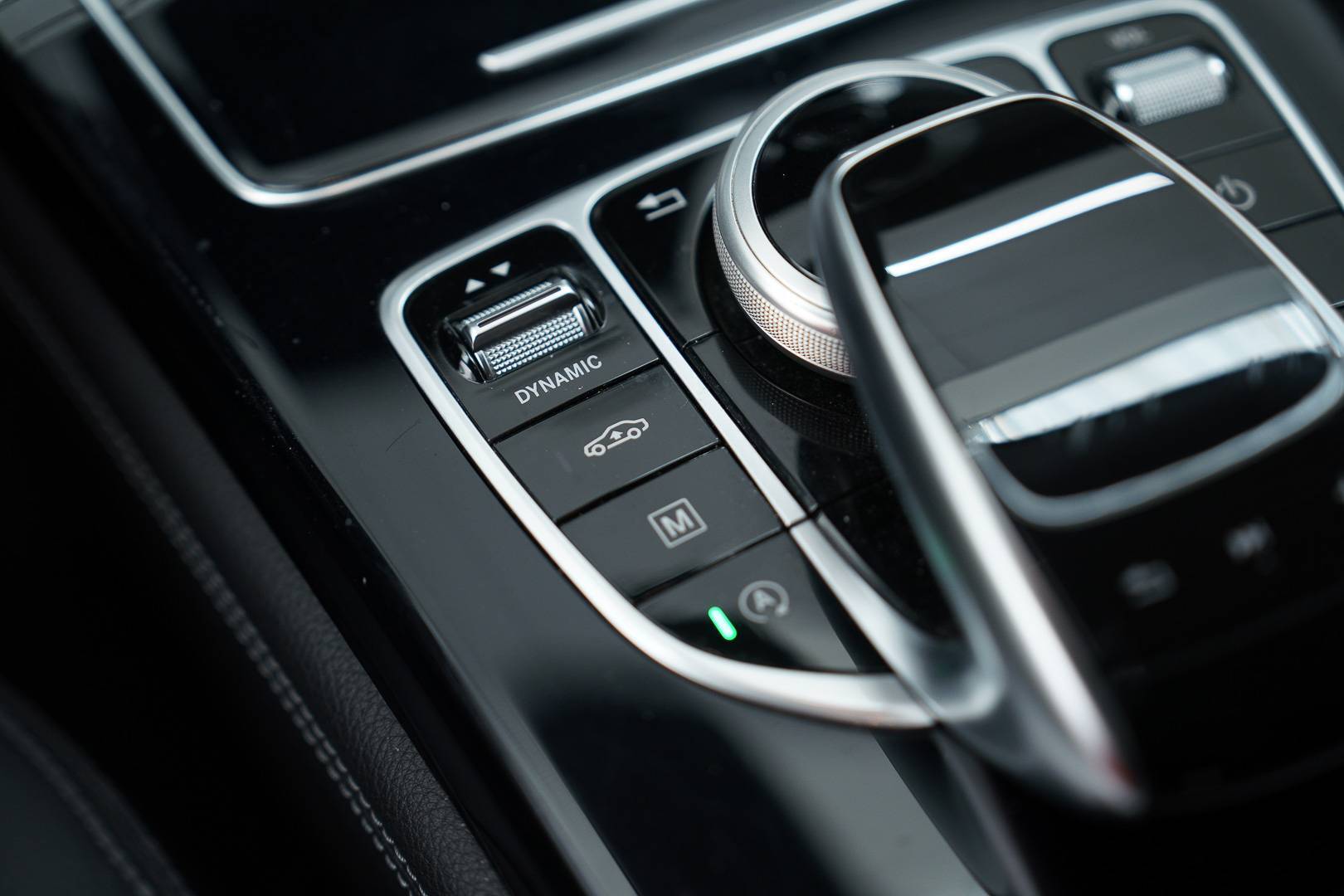MERCEDES GLA - Foto 20