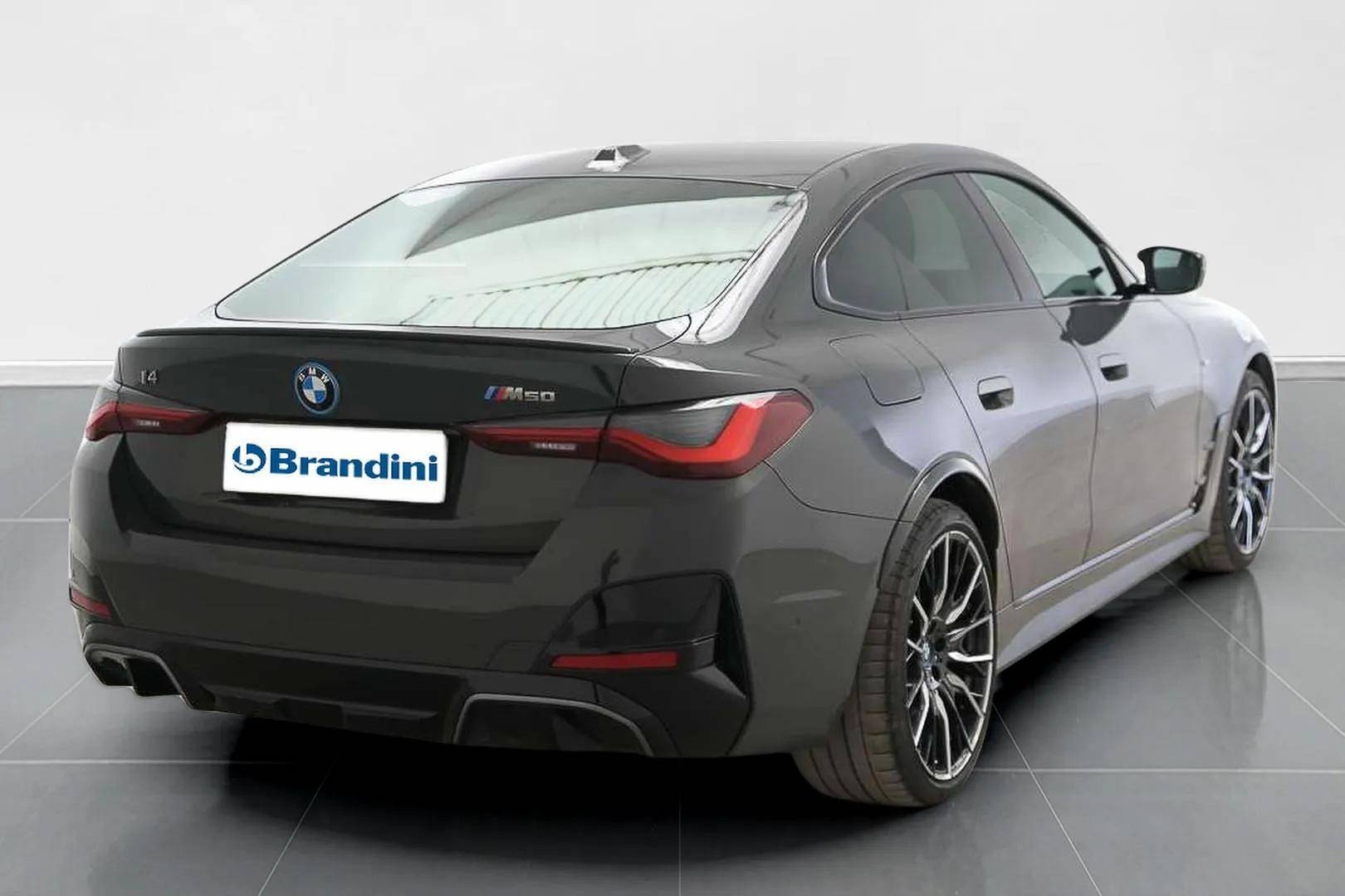 BMW i4 - Foto 4