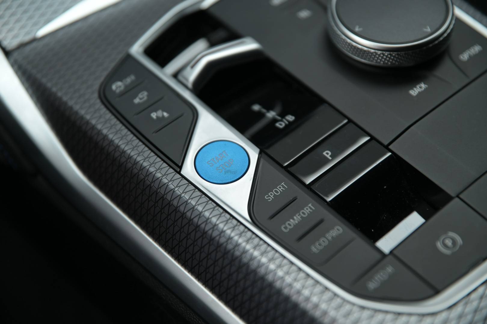 BMW i4 - Foto 26