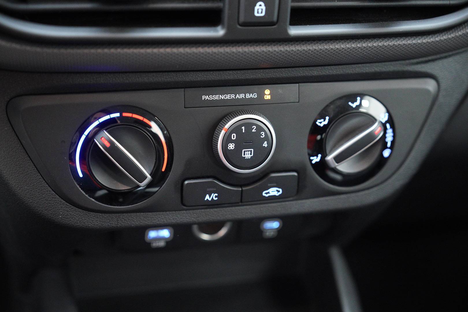 HYUNDAI I10 - Foto 16