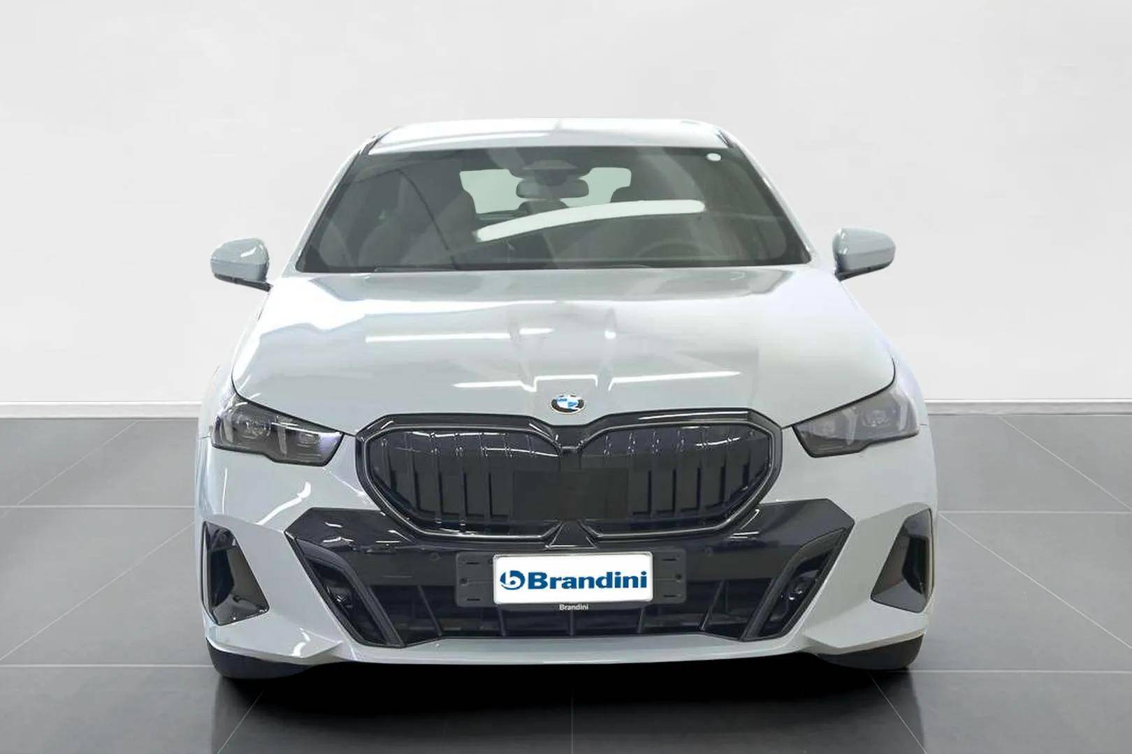 BMW Serie 5 Touring - Foto 2