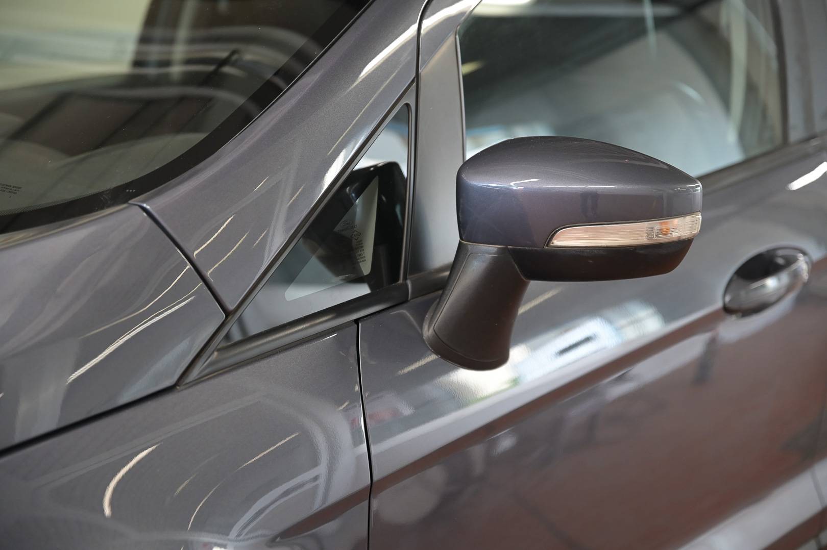FORD EcoSport - Foto 8