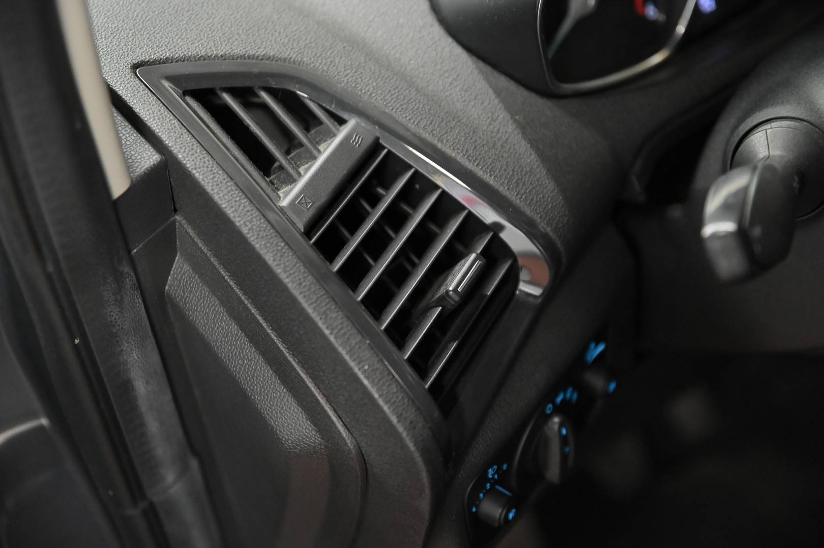 FORD EcoSport - Foto 11