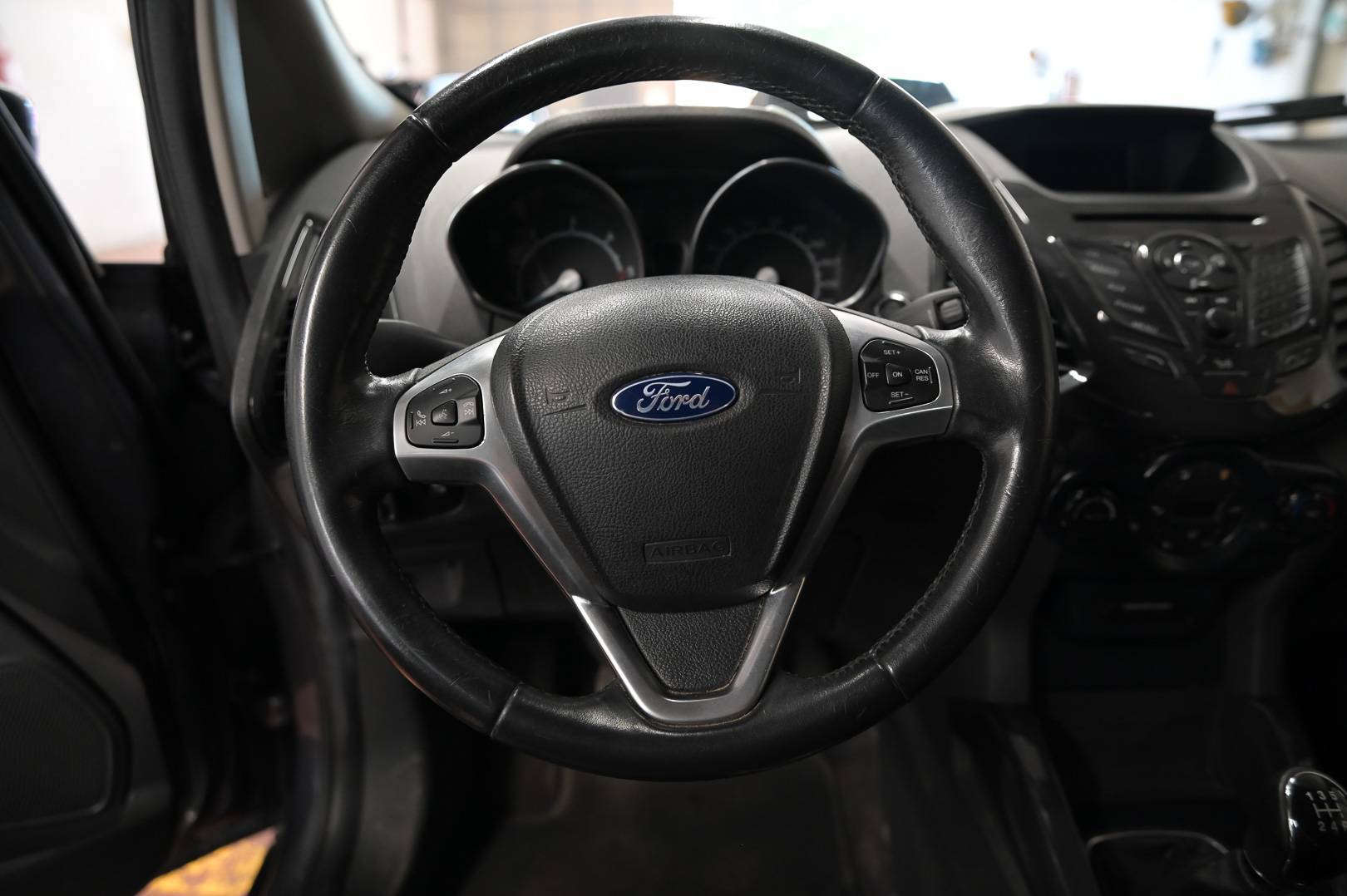 FORD EcoSport - Foto 19