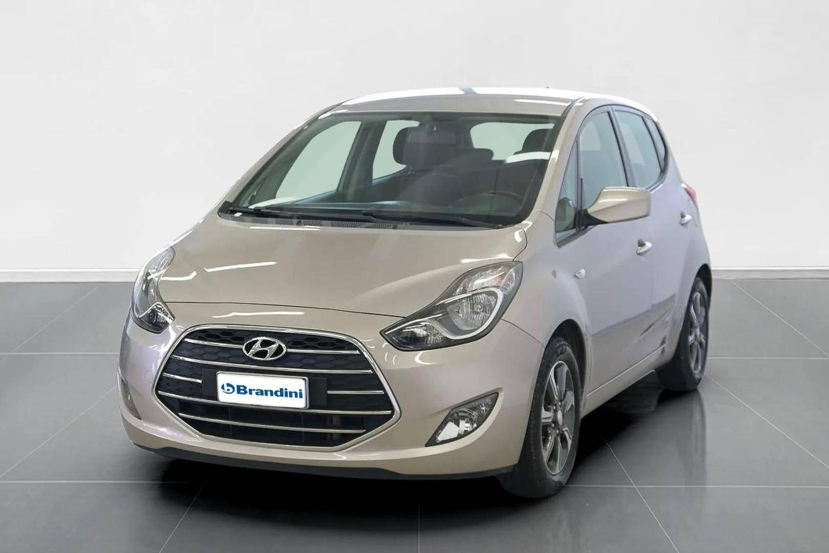 HYUNDAI ix20 - Foto 1