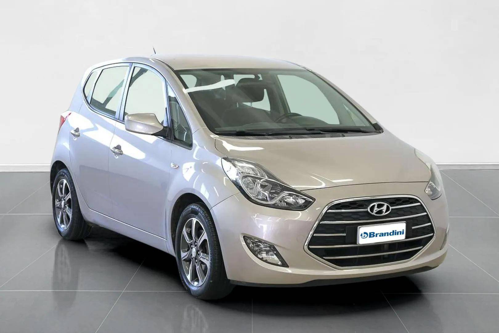 HYUNDAI ix20 - Foto 3