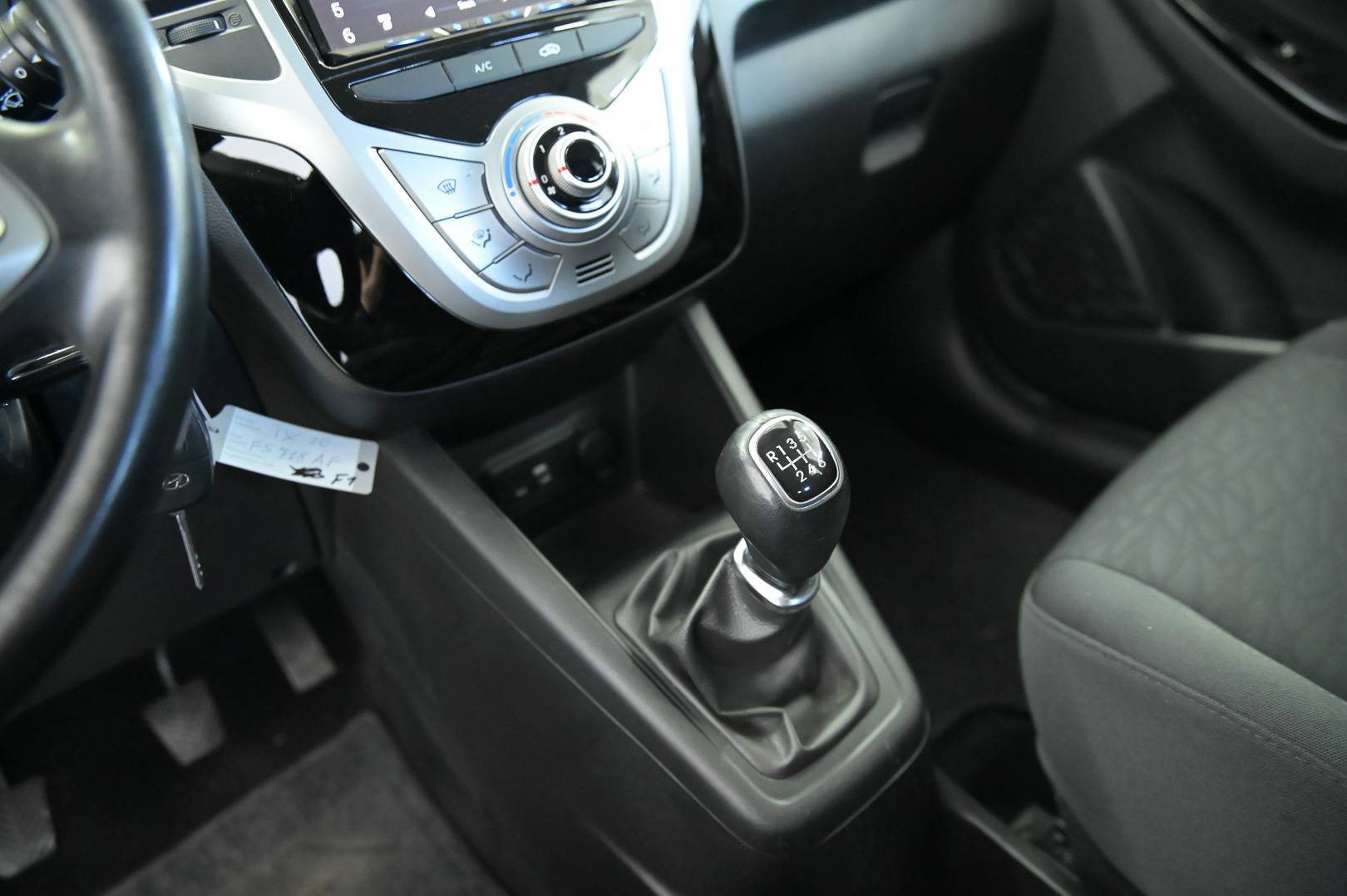 HYUNDAI ix20 - Foto 12
