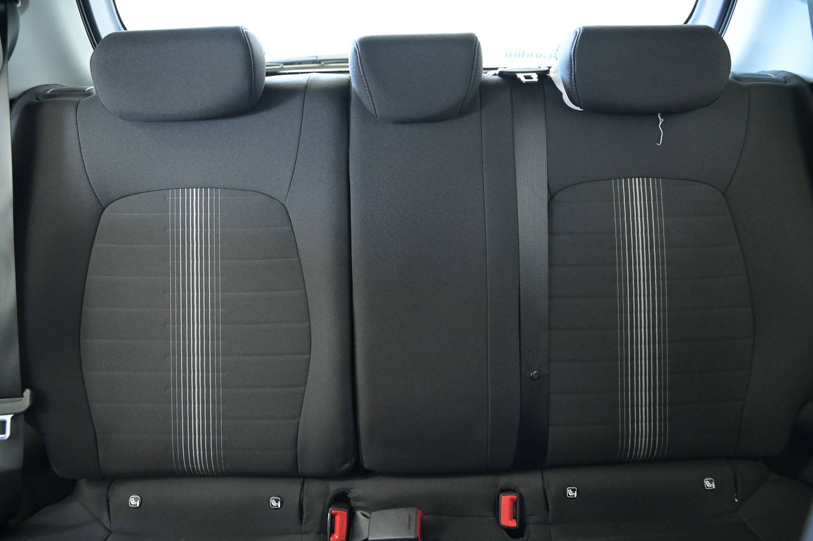 HYUNDAI I10 - Foto 25