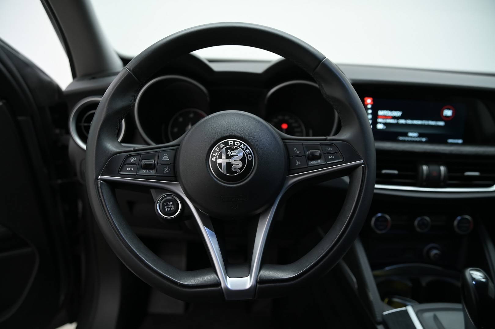 ALFA ROMEO Stelvio - Foto 19