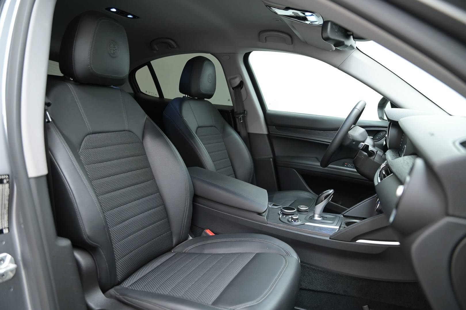 ALFA ROMEO Stelvio - Foto 28