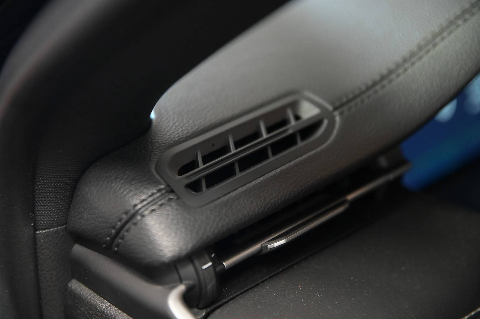 JEEP Compass - Foto 13