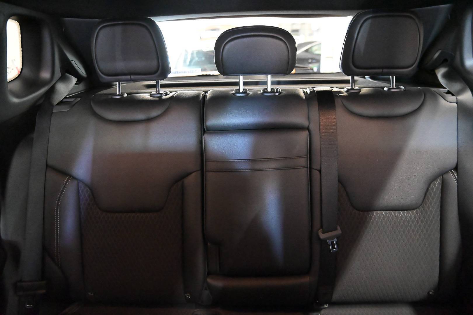 JEEP Compass - Foto 28