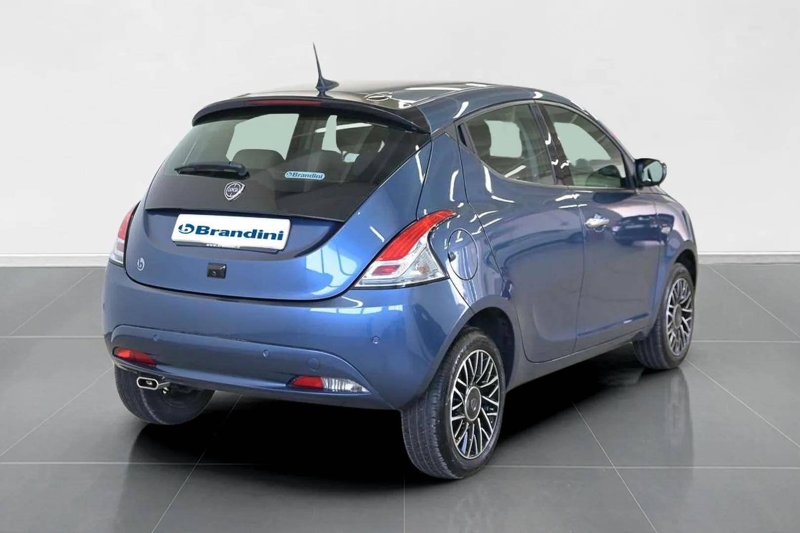 LANCIA Ypsilon - Foto 4