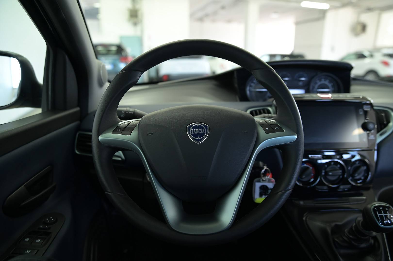 LANCIA Ypsilon - Foto 15