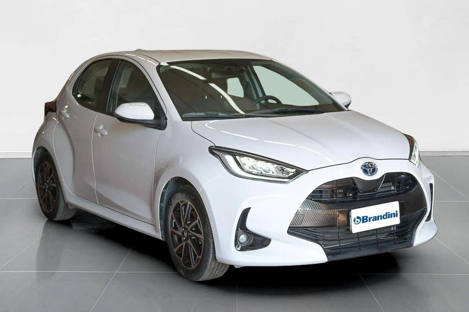 TOYOTA Yaris - Foto 3