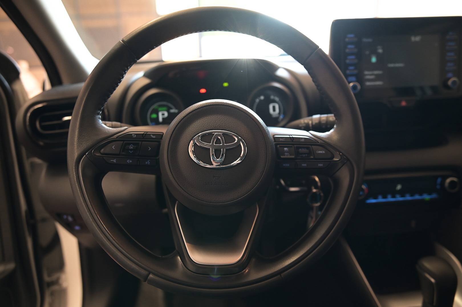 TOYOTA Yaris - Foto 14