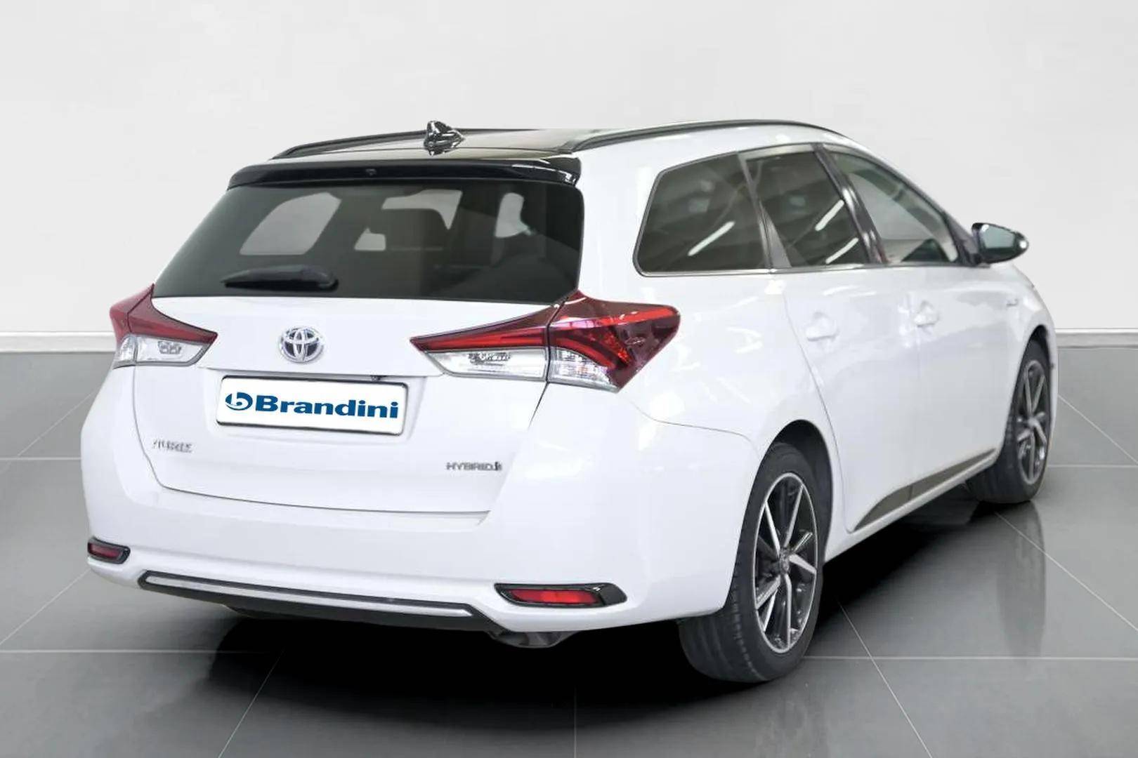 TOYOTA Auris Touring - Foto 4